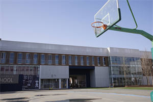 北京一土學(xué)校室外籃球場(chǎng)