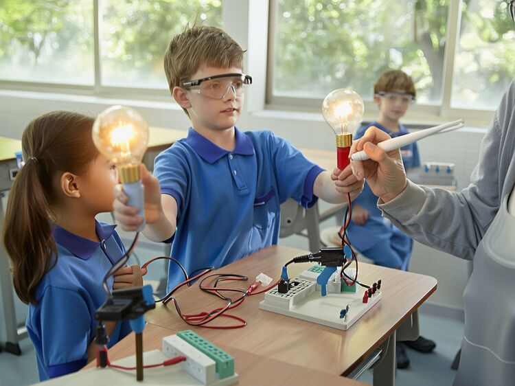 北京十二中學(xué)國(guó)際學(xué)校