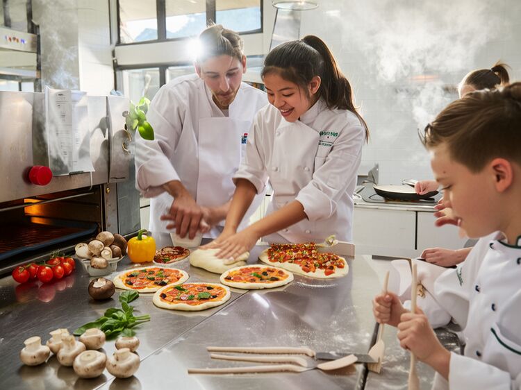 2025北京東城高中排名：公立VS國(guó)際，升學(xué)路徑大不同