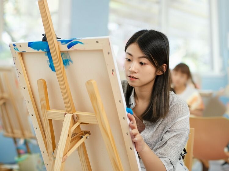 國際初中學(xué)校