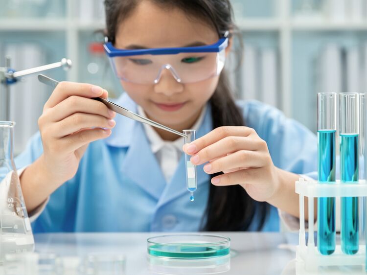 德閎國(guó)際學(xué)校